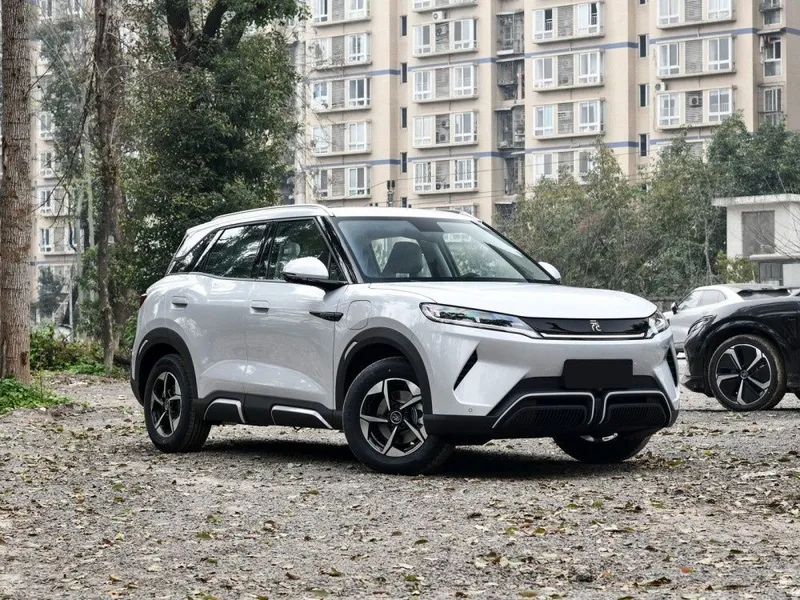 Новый BYD YUAN UP Официальный 7000км Пробег Новый BYD YUAN UP Официальный 7000км Пробег