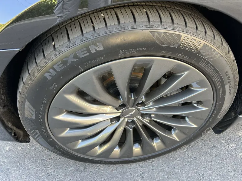Genesis G90 LONG 3.8 mator 2019 yil 4 Genesis G90 LONG 3.8 mator 2019 yil 4