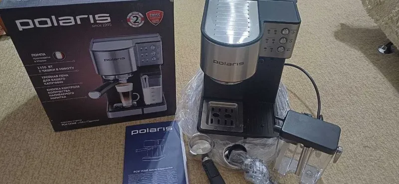 Продам кофеварку POLARIS 1