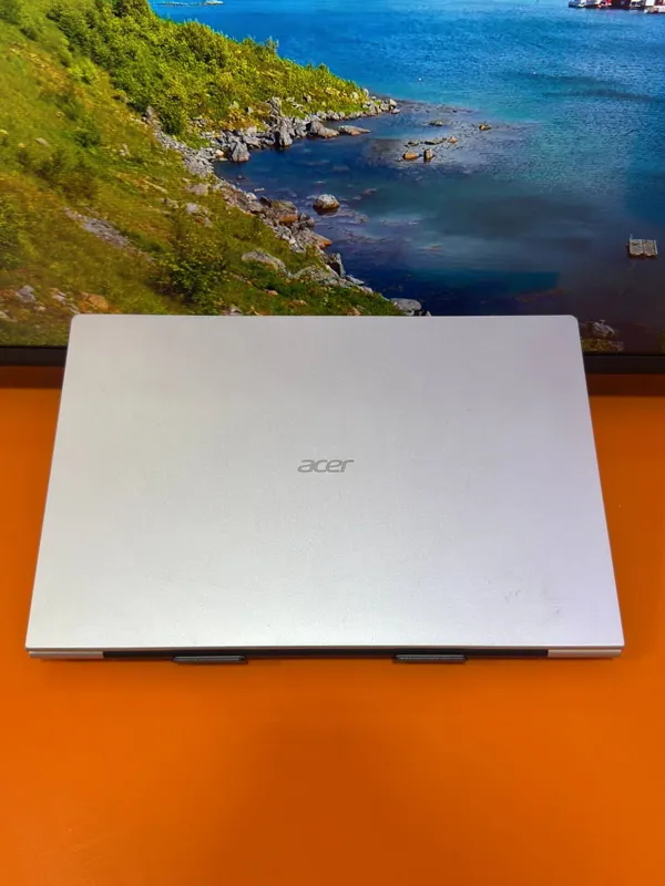 Ноутбук Acer Aspire 3 — фото 1