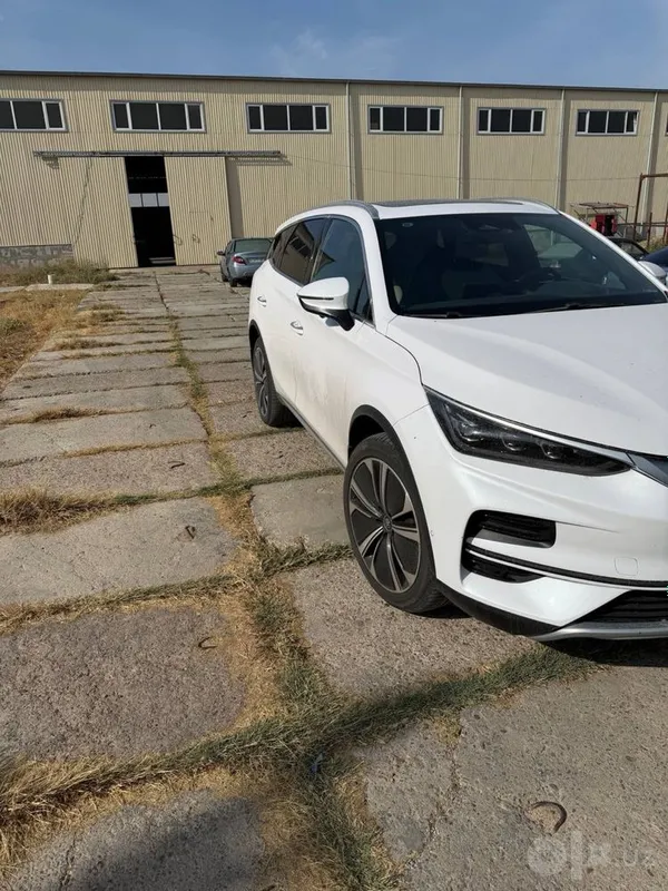 Продается BYD TANG EV 2022 года 4 Продается BYD TANG EV 2022 года 4