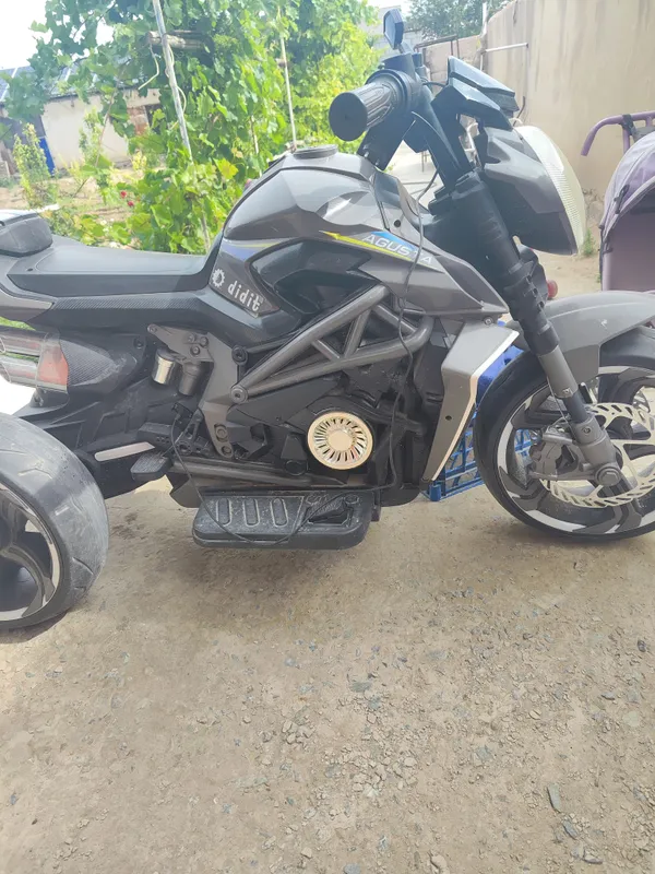Bolalar mototsikl sotiladi narxini kelishib berami