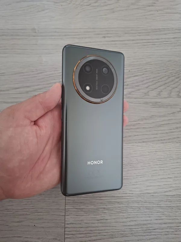 Honor X9D 12/256GB! Yangi xolatda. Honor X9D 12/256GB! Yangi xolatda.