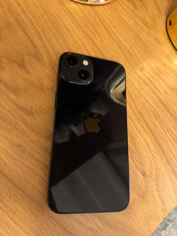 iPhone 13 midnight