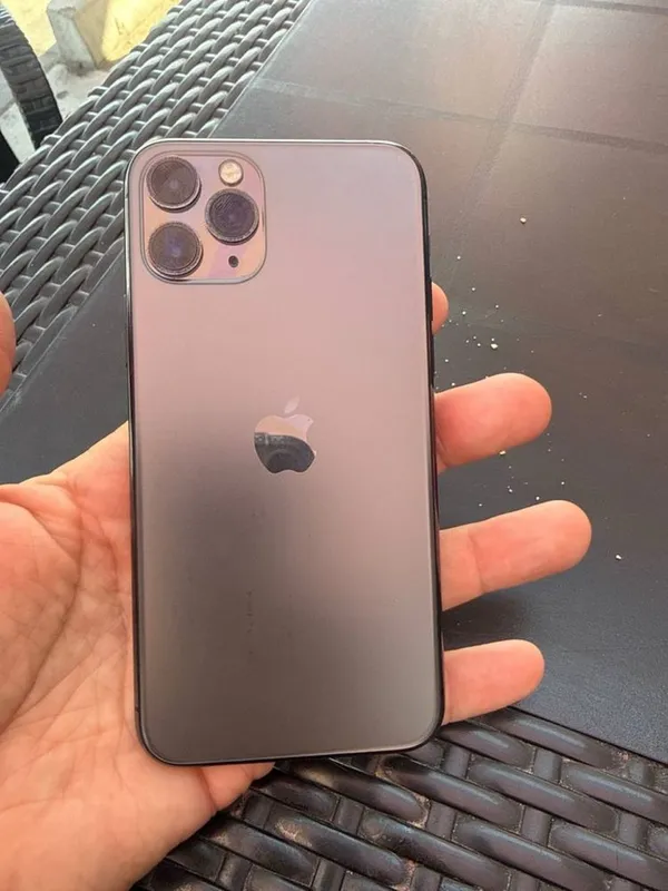 iPhone 11 pro holat zo'r 1 iPhone 11 pro holat zo'r 1