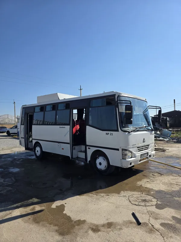 Avtobus arendaga beriladi isuzi. Avtobus arendaga beriladi isuzi.