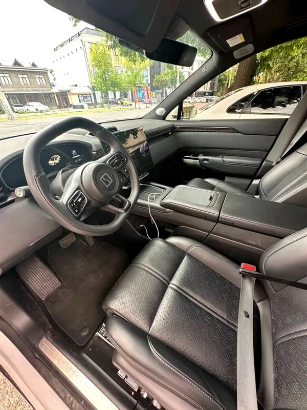 Zeekr 7x standart 75 квт 2025 йил — фото 2