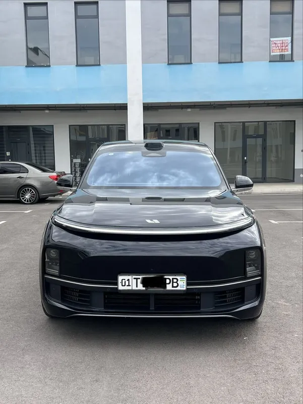 Li9 Lixiang 9 2024 ultra full qora toza — фото 2