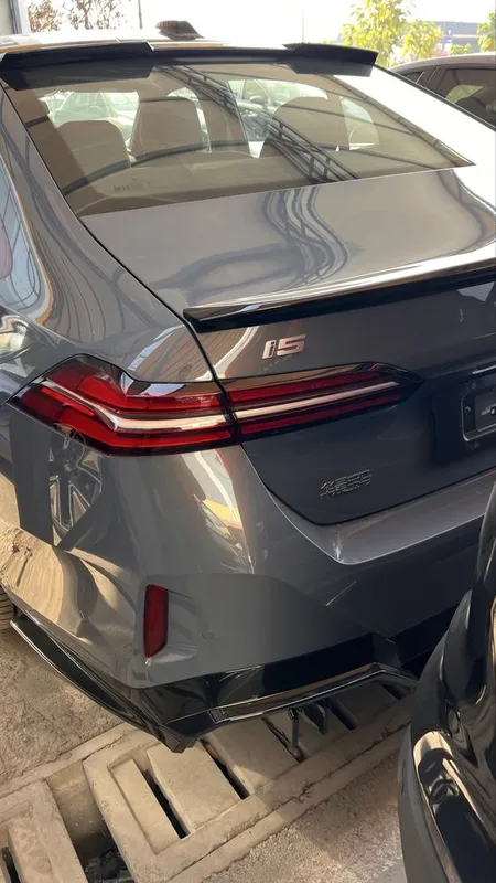 BMW i5 35L srochniy sotiladi 5 BMW i5 35L srochniy sotiladi 5