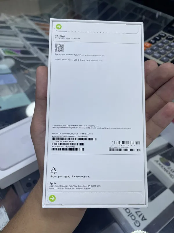 Iphone 17 Air 1tb sky blue — фото 1