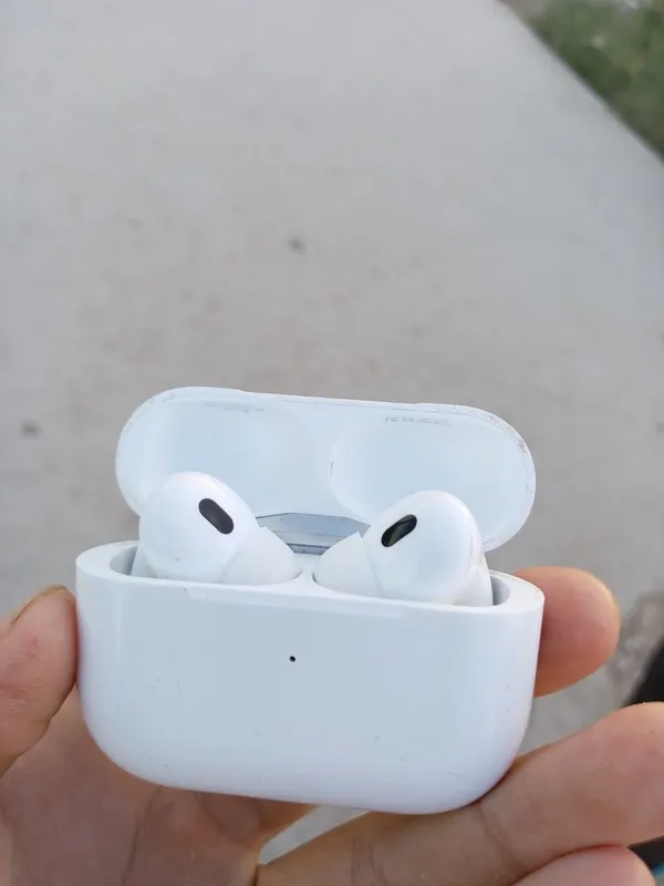 Airpods pro satiladi