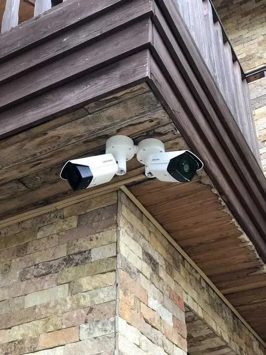 Hikvision камера безопасность под контролем 24/7 — фото 1