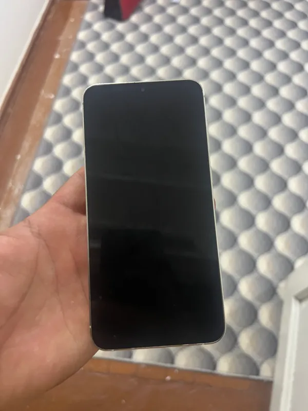 Samsung s23+ 8 ga 512 tali 1