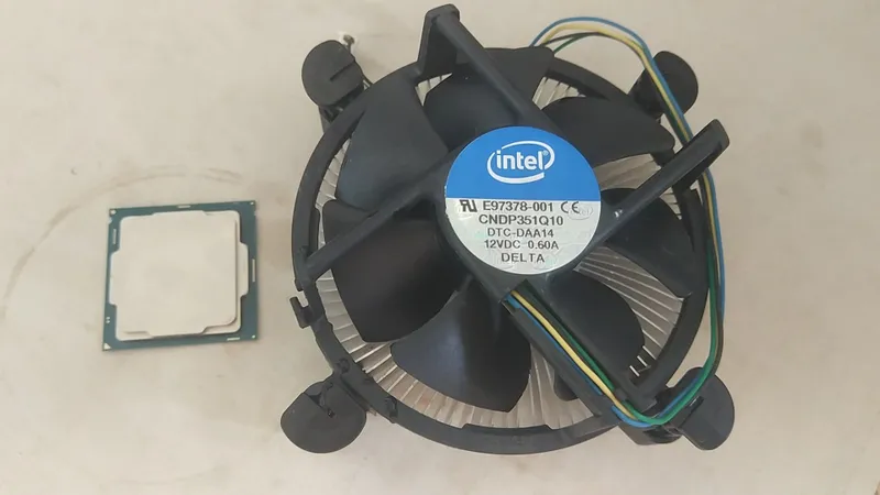 Процессор Intel Core i5-7500 (LGA1151)+кулер intel