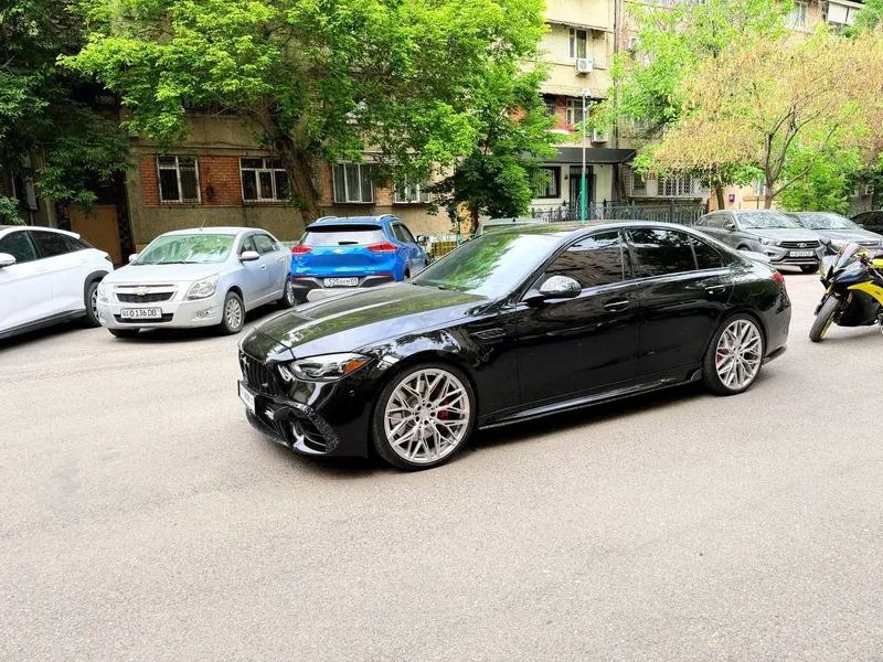 Mercedes-Benz AMG C63 SE performance — фото 4