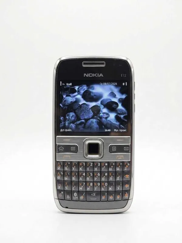 Nokia E72 Metal Gray 2 Nokia E72 Metal Gray 2