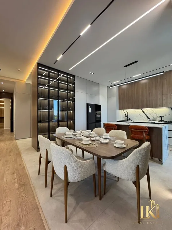 Квартира 4-комн. в ЖК Infinity (Мирабадский р-н), 130 м², 7/14 2