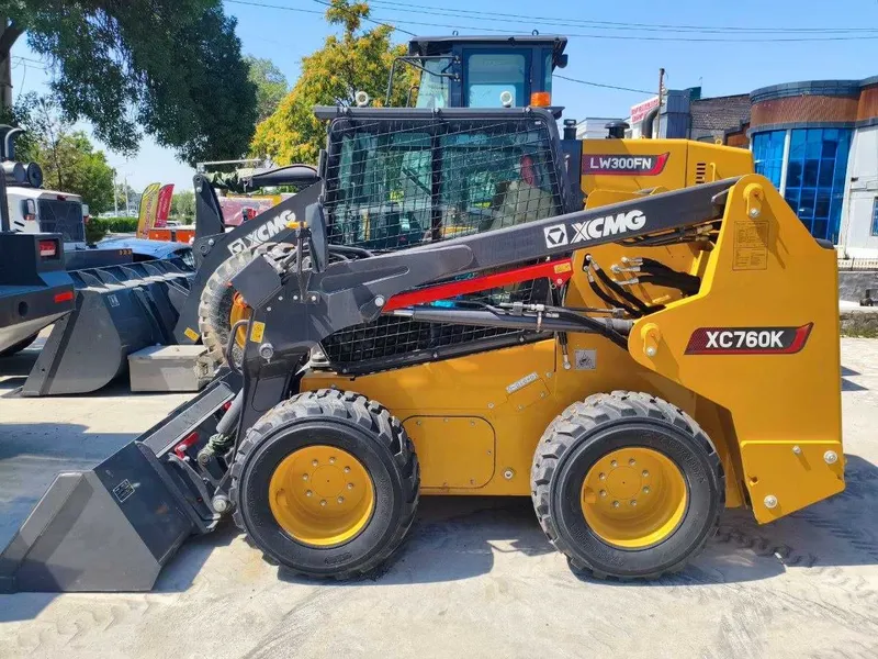Мини погрузчик XC740K XC760K 3 Мини погрузчик XC740K XC760K 3