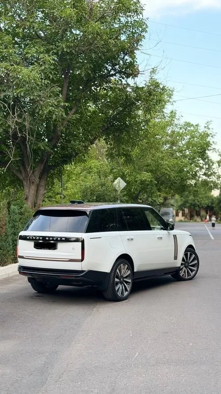 Rang Rover Vogue SV 2 Rang Rover Vogue SV 2