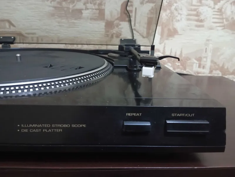 Продам проигрыватель винил дисков GARRARD. — фото 4
