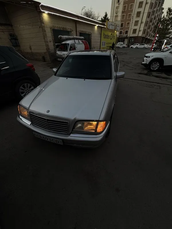 Продам Mercedes Benz w202 с поменяным мотором 8 Продам Mercedes Benz w202 с поменяным мотором 8