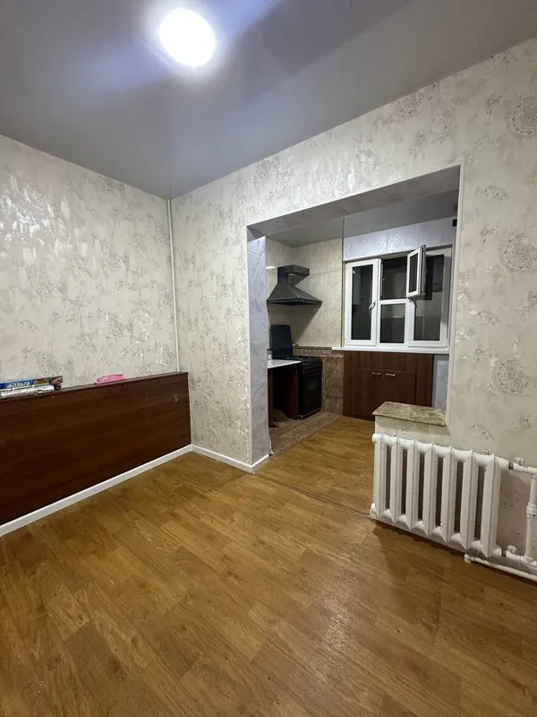 Продаю квартиру.Метро туркестан 2\2\4 ЮНУСАБАД-12 8