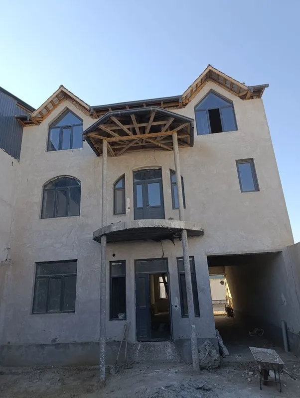 Фаровон орқаси Тандирчи 280 м² 10x28 3 Қаватли 100% Пишган ғишт 2 Фаровон орқаси Тандирчи 280 м² 10x28 3 Қаватли 100% Пишган ғишт 2