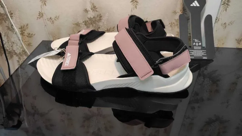 Adidas Terrex Hydroterra (44.5-45 размер) - сандалии, сланцы, обувь — фото 2