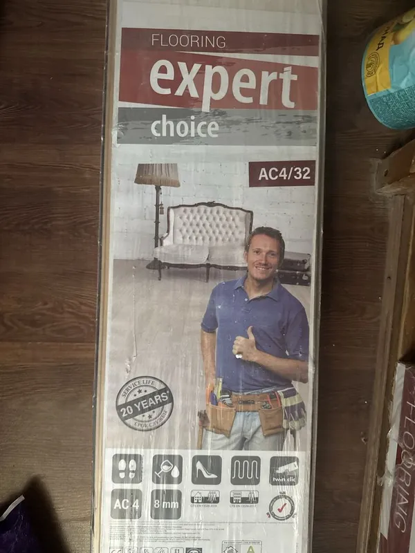 Продам ламинат новый