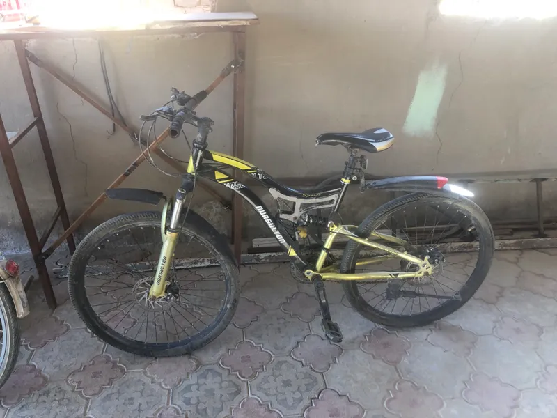 Velosiped amartizatorli