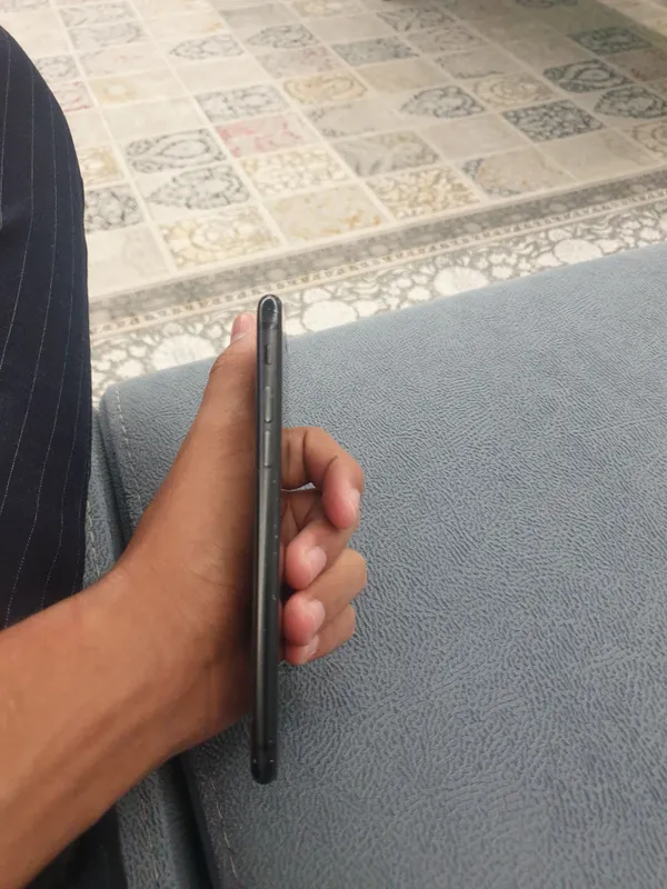 iPhone SE 2020, 128 ГБ 3 iPhone SE 2020, 128 ГБ 3
