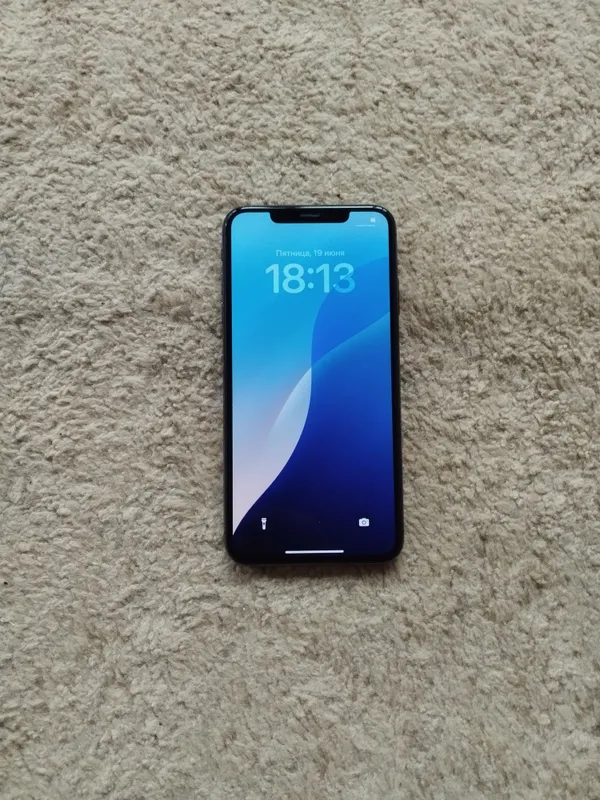 Iphone XS Max 64gb sotiladi