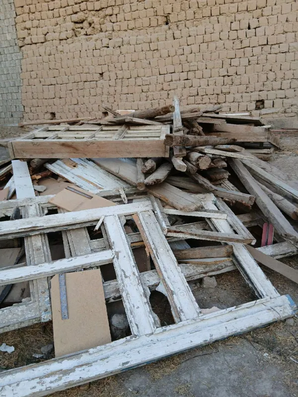 o'tin sotiladi narxini kelishamiz 5 o'tin sotiladi narxini kelishamiz 5