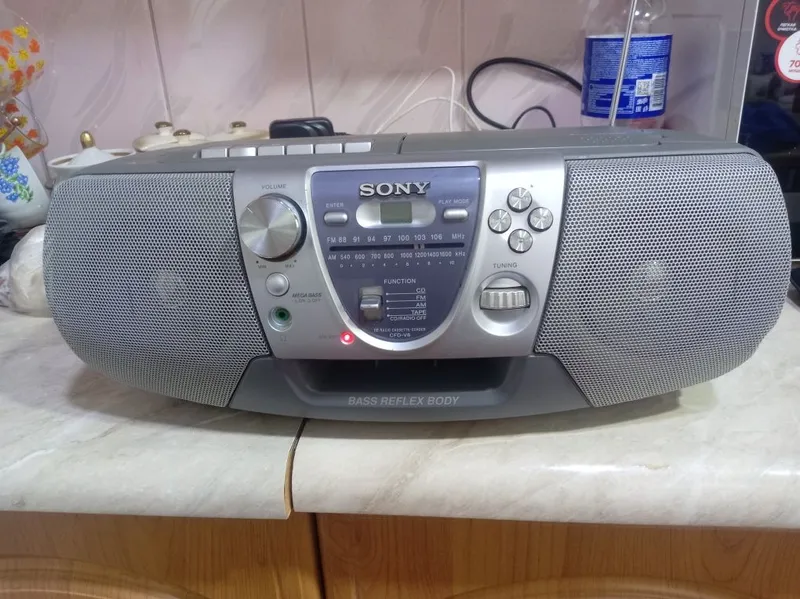 Sony boombox CD кассета 4 Sony boombox CD кассета 4