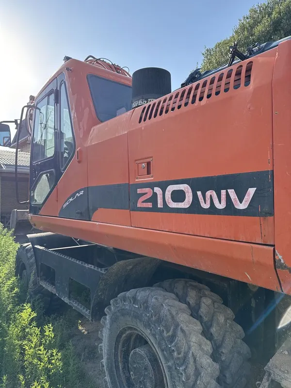 Dossan 210 экскаватор 4 Dossan 210 экскаватор 4