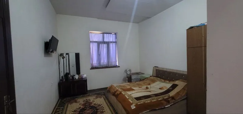 Uy Sotiladi 2 qavatdan iborat 8 sotix hamma sharoitlar mavjud — фото 5