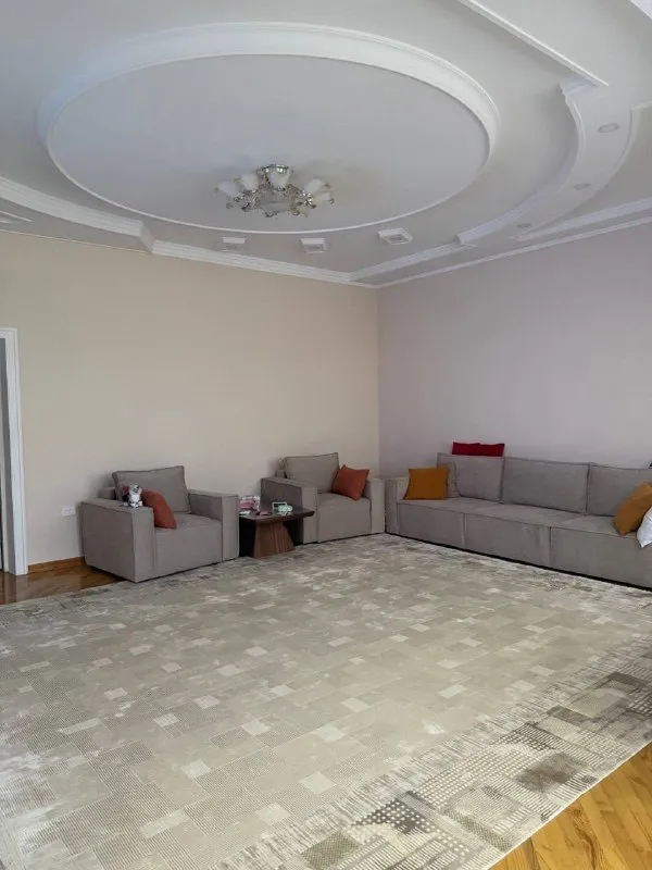 4 xonali kvartira, 162 m2, Mirobod 5