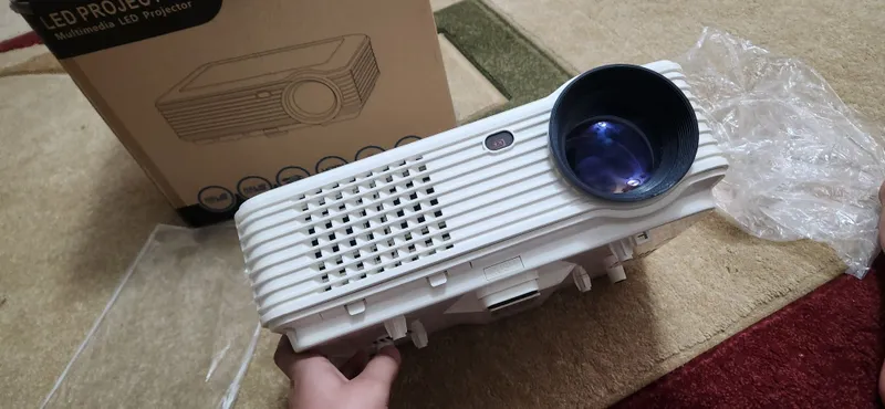 LED PROJECTOR Multimedia 777 — фото 1
