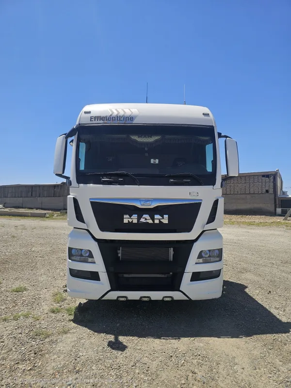 MAN TGX 18.400 тягач 1 MAN TGX 18.400 тягач 1