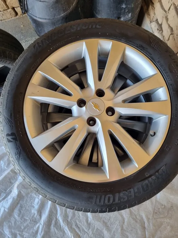 4ta Balon yaxshi xolatda sotiladi R17 4