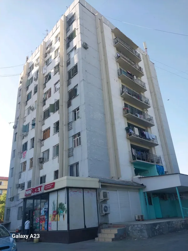 Яшнобод район тузел 1 уй сотилади.  1 хона.