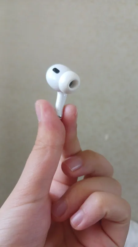 Apple AirPods Pro 2 оригинал 4 Apple AirPods Pro 2 оригинал 4