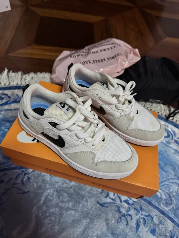 NIKE LIMITED ORIGINAL 5 NIKE LIMITED ORIGINAL 5