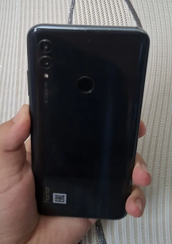 Продам Honor 10 Lite, 64GB, в хорошем состоянии 3