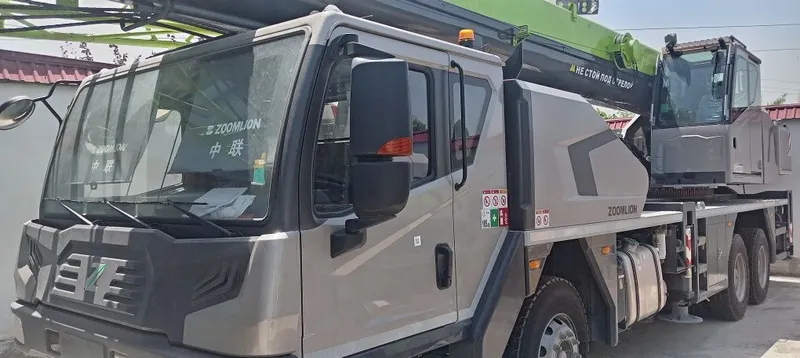 Zoomlion Avtokran 30t skladda tayyor. Ekskavator, Buldozer Betonnasos 1