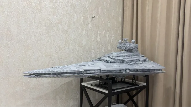 Lego star wars UCS Имперский звездный разрушитель Lego star wars UCS Имперский звездный разрушитель