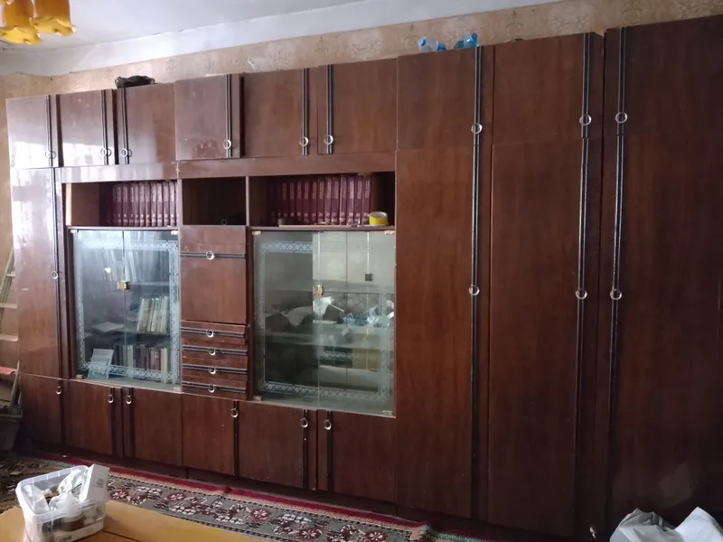 devor mebeli, karavot, divan, narxi kelishiladi 1 devor mebeli, karavot, divan, narxi kelishiladi 1
