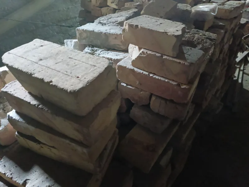 Кирпичи в хорошего качества 2 Кирпичи в хорошего качества 2