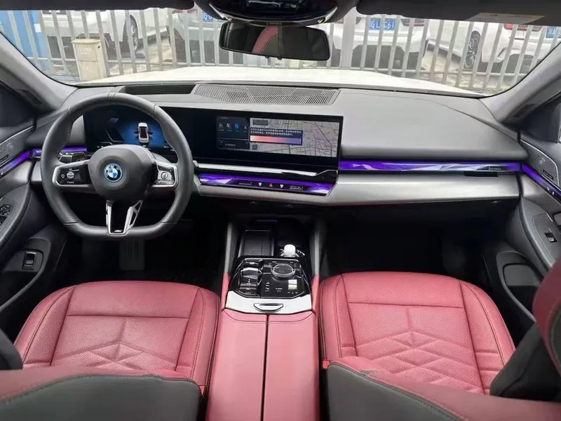 BMW i5 40L 2025 yil M-Sport — фото 4