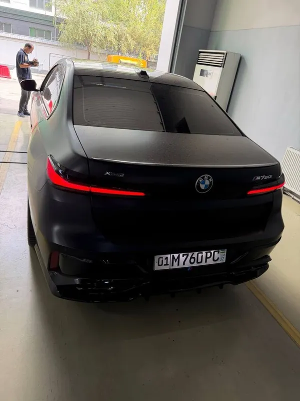 Продам Bmw 760i 2024 full. 4,4 бензин Продам Bmw 760i 2024 full. 4,4 бензин